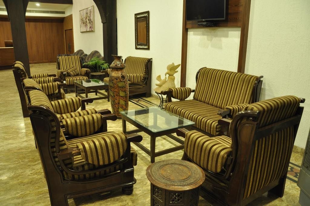 Hotel Jabali Palace Jabalpur Exterior foto